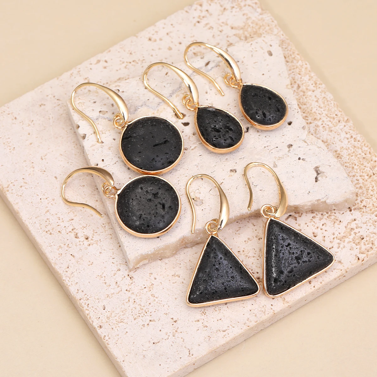 Womens Earrings Natural Volcanic Stone Triangle Teardrop Fashionable Simple Elegant Womens Earrings Exquisite Jewelry Wholesale
Womens Earrings Natural Volcanic Stone Triangle Teardrop Fashionable Simple Elegant Womens Earrings Exquisite Jewelry Wholesale
