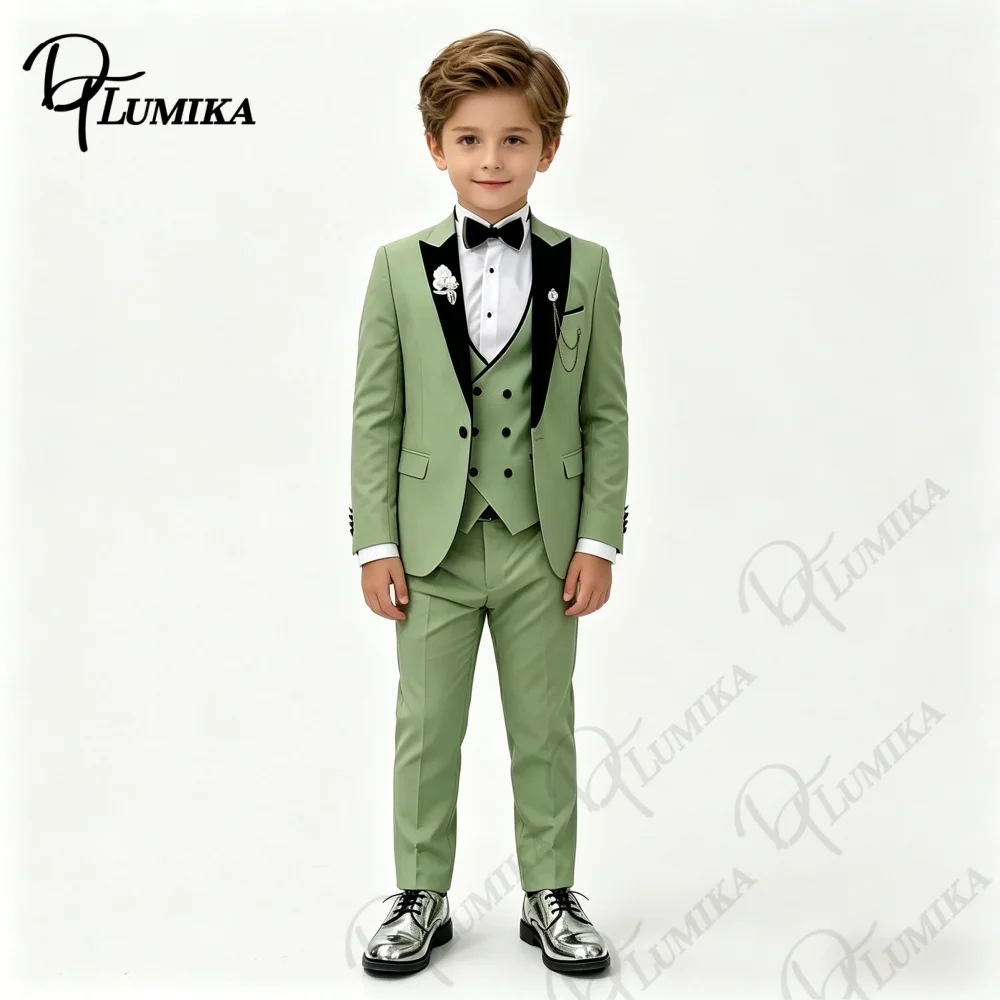 Elegant Boys Peak Lapel Blazer Suit Set Jacket Vest Pants 2026 Bowtie Tie Kids Formal Wedding Tuxedo for Party Stage Graduation
Elegant Boys Peak Lapel Blazer Suit Set Jacket Vest Pants 2026 Bowtie Tie Kids Formal Wedding Tuxedo for Party Stage Graduation