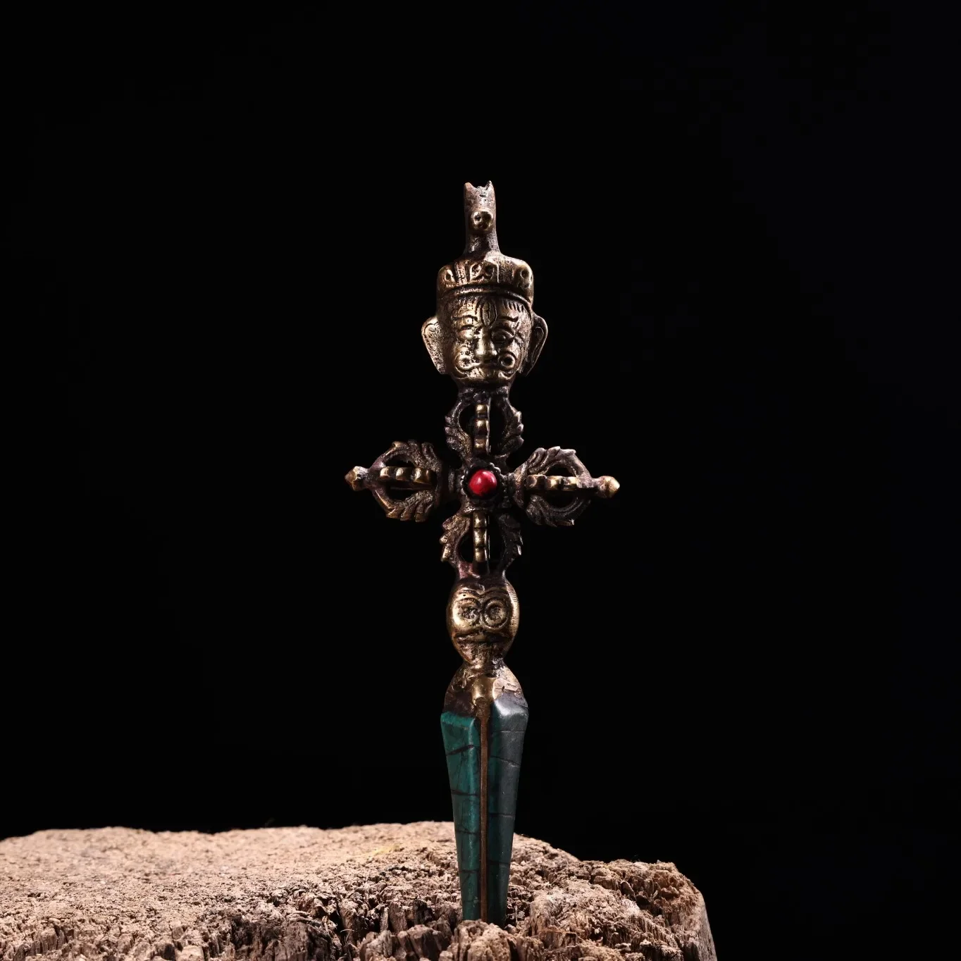 6"Tibetan Temple Collection Old Bronze Mosaic Gem Turquoise Hayagriva Vajra Phurpa Pendant Amulet Dharma Town house Exorcism
6"Tibetan Temple Collection Old Bronze Mosaic Gem Turquoise Hayagriva Vajra Phurpa Pendant Amulet Dharma Town house Exorcism