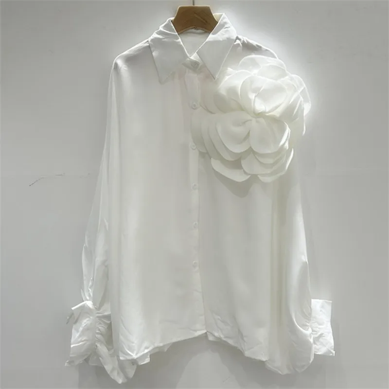 SuperAen 2026 Spring and Summer New Three-Dimensional Flower Design Batwing Sleeves Oversize Shirt for Women Casual Loose Shirts
SuperAen 2026 Spring and Summer New Three-Dimensional Flower Design Batwing Sleeves Oversize Shirt for Women Casual Loose Shirts