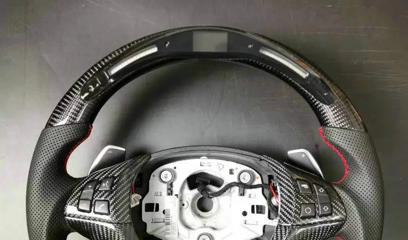 Customized Steering Wheel for X5 X6 E70 E71 E72
Customized Steering Wheel for X5 X6 E70 E71 E72