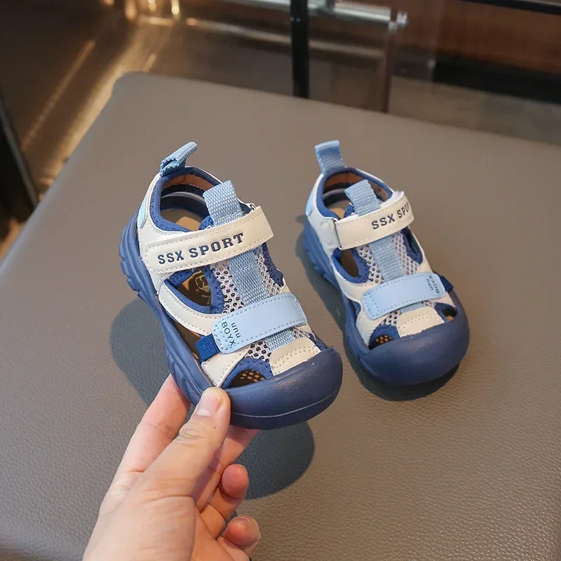 Kids Sports Sandals Toes Capped Anti-kicked Boys Girls Sandals Hook&loop 2025 Summer New Children Casual Shoes Mesh Breathable
Kids Sports Sandals Toes Capped Anti-kicked Boys Girls Sandals Hook&loop 2025 Summer New Children Casual Shoes Mesh Breathable