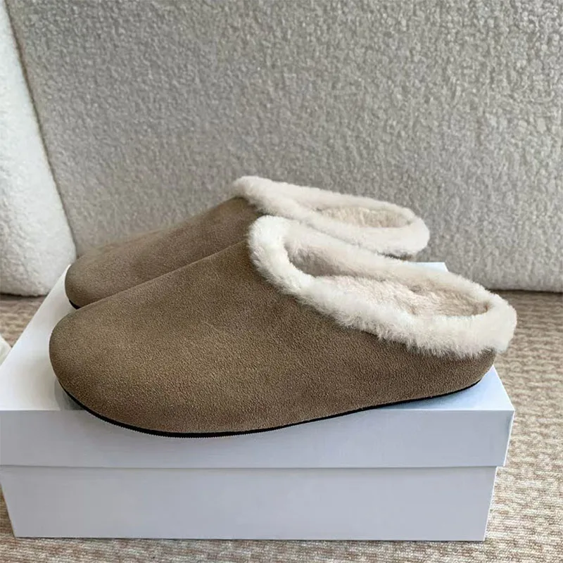 Top Quality Cow Suede Slippers Woman Round Toe Flat Slides Wool Warm Winter Shoes Women Thick Sole Comfort Half Slippers Women
Top Quality Cow Suede Slippers Woman Round Toe Flat Slides Wool Warm Winter Shoes Women Thick Sole Comfort Half Slippers Women