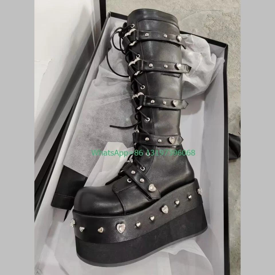 Lady black Y2K style platform Mary Jane boots lace-up buckle strap studed boots heart shape metal design punk boots size 35-46
Lady black Y2K style platform Mary Jane boots lace-up buckle strap studed boots heart shape metal design punk boots size 35-46