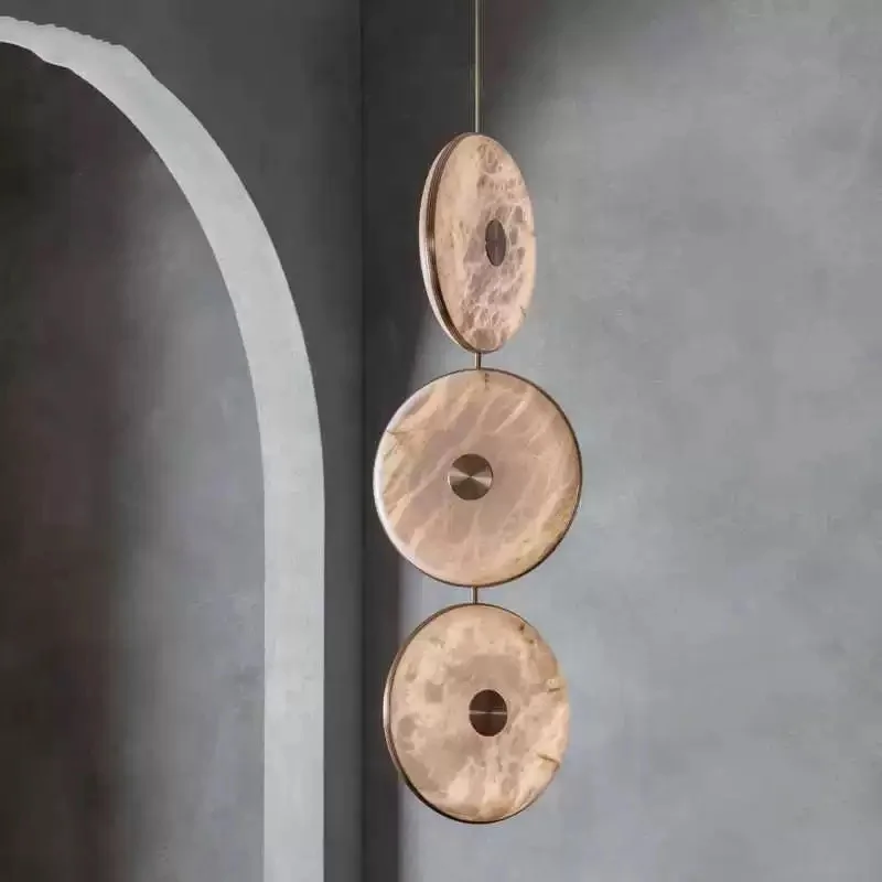 2025 Gold ceiling marble chandelier, dimmable, suitable for living room, bedroom home decoration, LED suspension lighting
2025 Gold ceiling marble chandelier, dimmable, suitable for living room, bedroom home decoration, LED suspension lighting