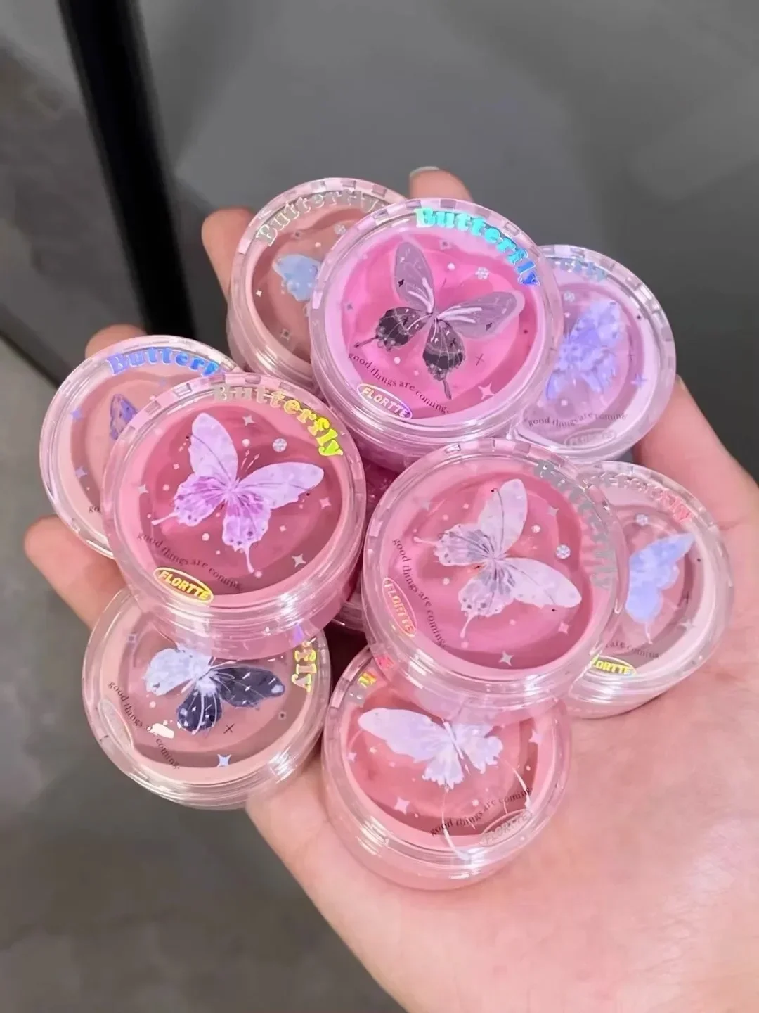 FLORTTE Multi-function Blush Cream Natural Cheek Rouge Waterproof Female Makeup Skin Brightening Cosmetic Beauty Product
FLORTTE Multi-function Blush Cream Natural Cheek Rouge Waterproof Female Makeup Skin Brightening Cosmetic Beauty Product