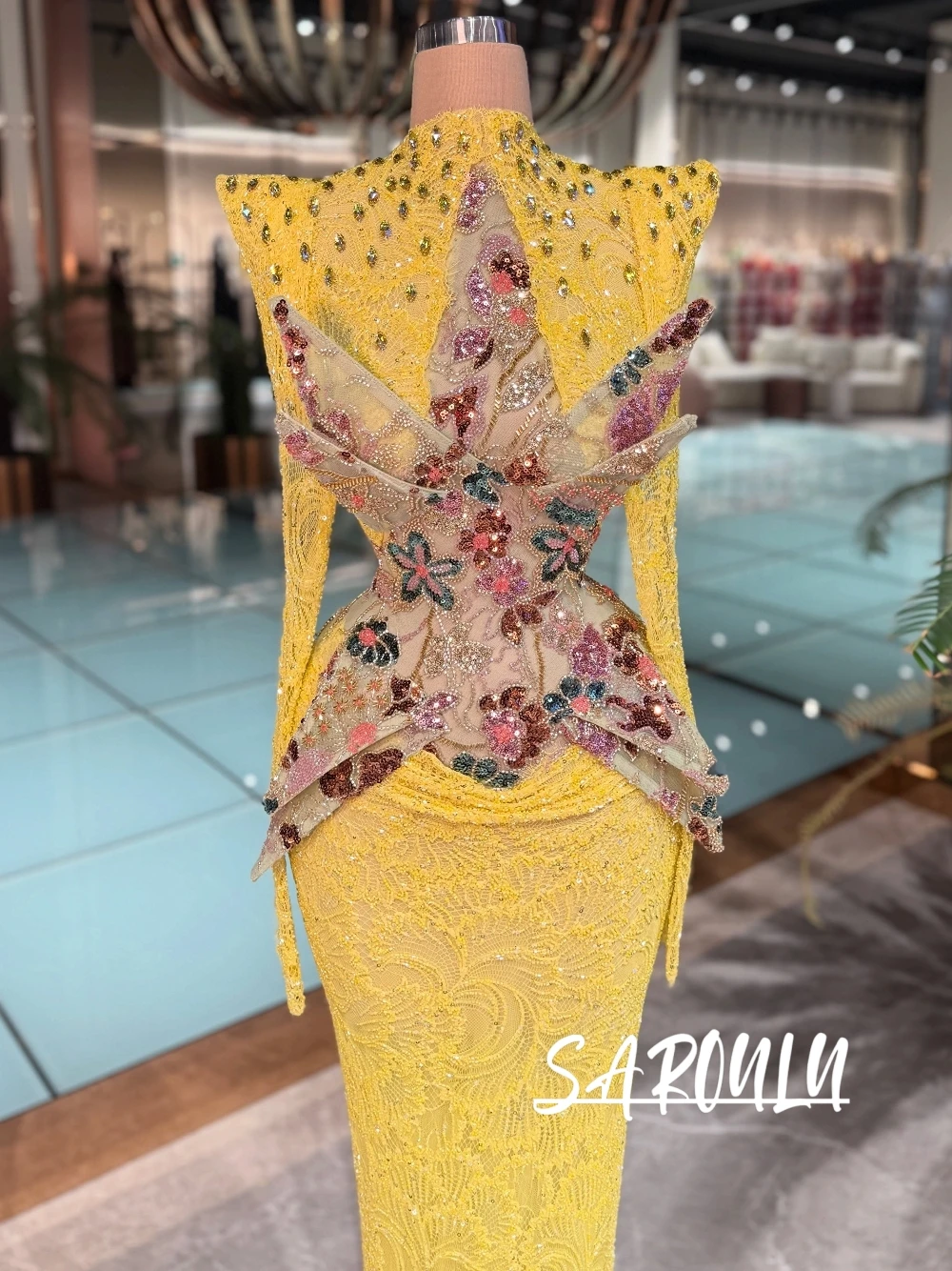 Luxury Handmade Beaded Yellow Evening Gown Classy High Neck Long Sleeve Chic Starburst Floral Embroidered Prom Dress Customized
Luxury Handmade Beaded Yellow Evening Gown Classy High Neck Long Sleeve Chic Starburst Floral Embroidered Prom Dress Customized