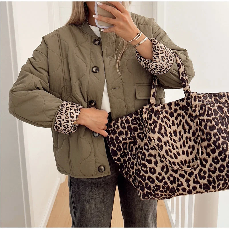Retro Loose Long Sleeved Women's Cotton Jacket Autumn American Loose Single Breasted Top Casual Quilted Y2K Solid Color Warm Top
Retro Loose Long Sleeved Women's Cotton Jacket Autumn American Loose Single Breasted Top Casual Quilted Y2K Solid Color Warm Top