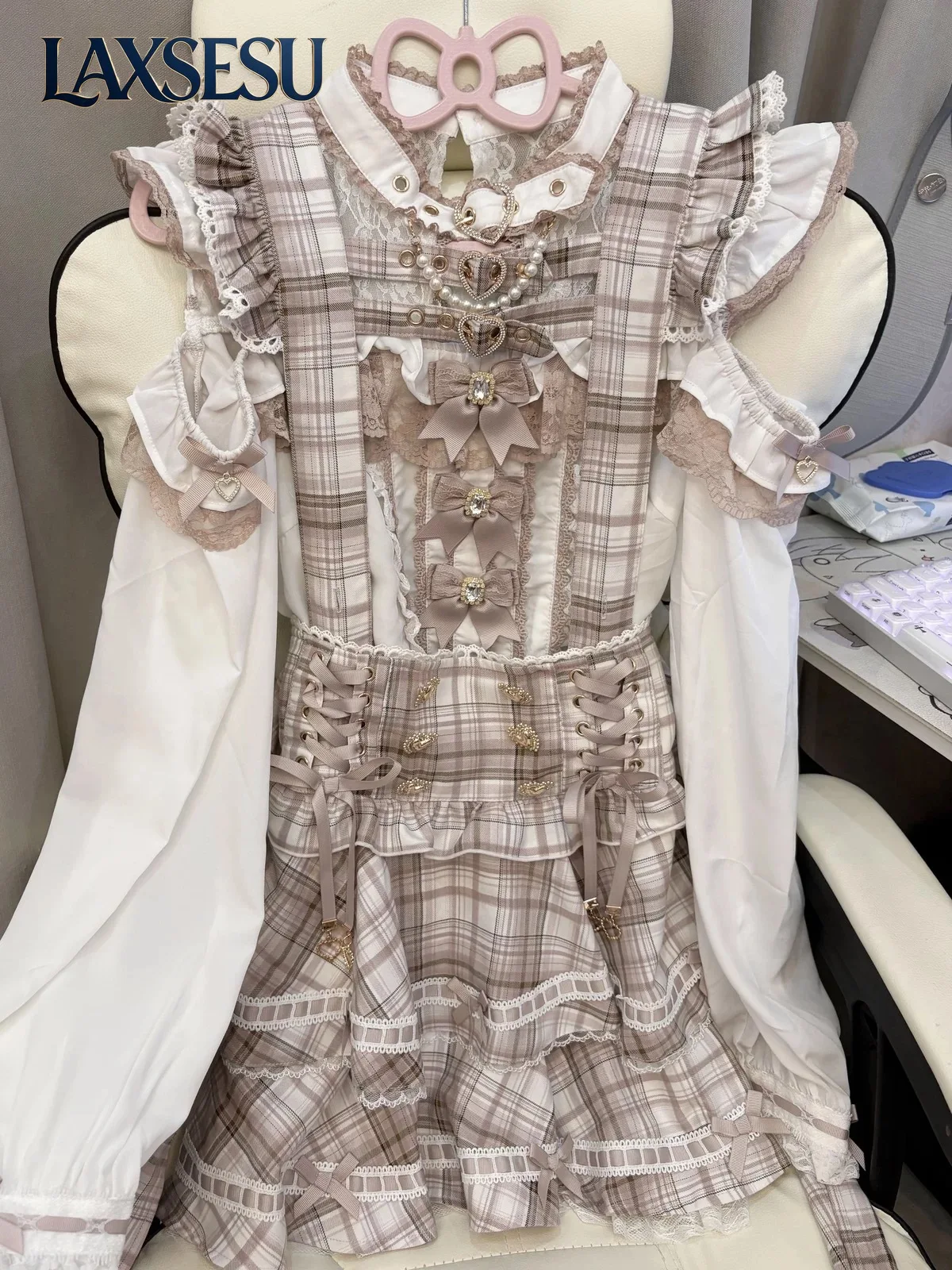 Liz Shirt Japanese Mass-Produced Mine Off-Shoulder Women Tops Lace Ruffle Color-Block Bow Spring Summer Lolita Blouses
Liz Shirt Japanese Mass-Produced Mine Off-Shoulder Women Tops Lace Ruffle Color-Block Bow Spring Summer Lolita Blouses