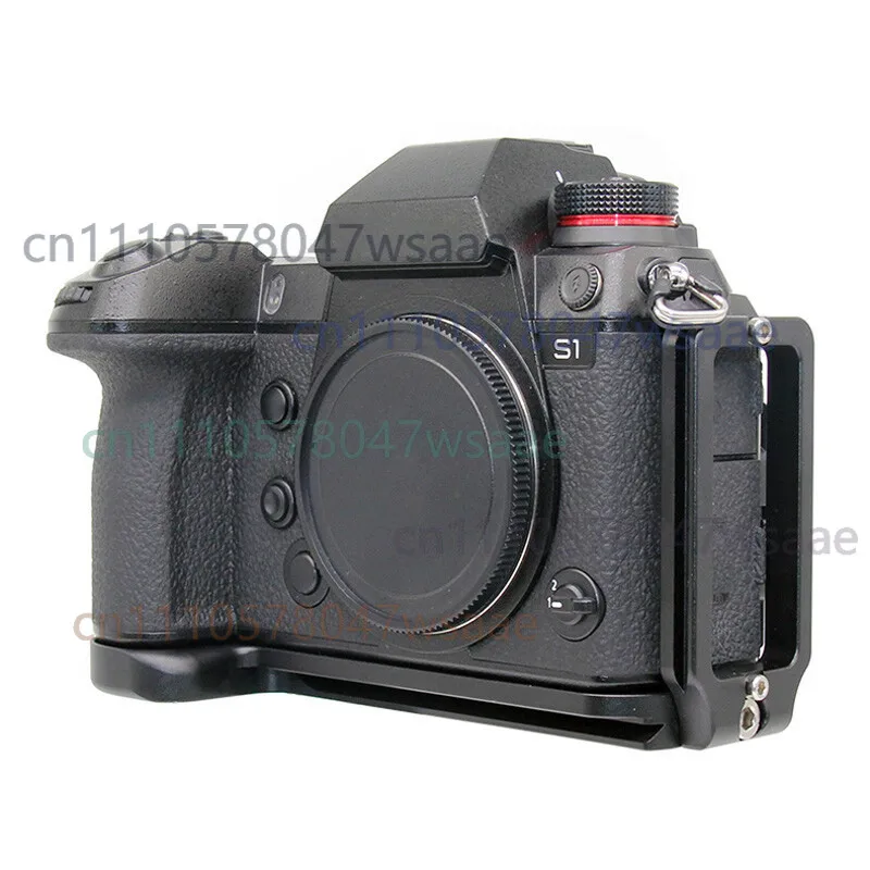 Aluminum Camera L Bracket Hand Grip Holder Plate for Panasonic Lumix S1 S1R
Aluminum Camera L Bracket Hand Grip Holder Plate for Panasonic Lumix S1 S1R