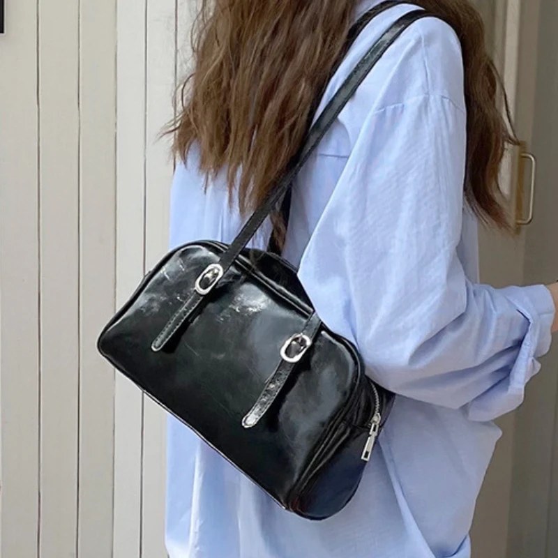 PU Leather Women Underarm Bag Handbags Large Capacity Ladies Daily Small Casual Tote Fashion Solid Color Female Shoulder Bags
PU Leather Women Underarm Bag Handbags Large Capacity Ladies Daily Small Casual Tote Fashion Solid Color Female Shoulder Bags
