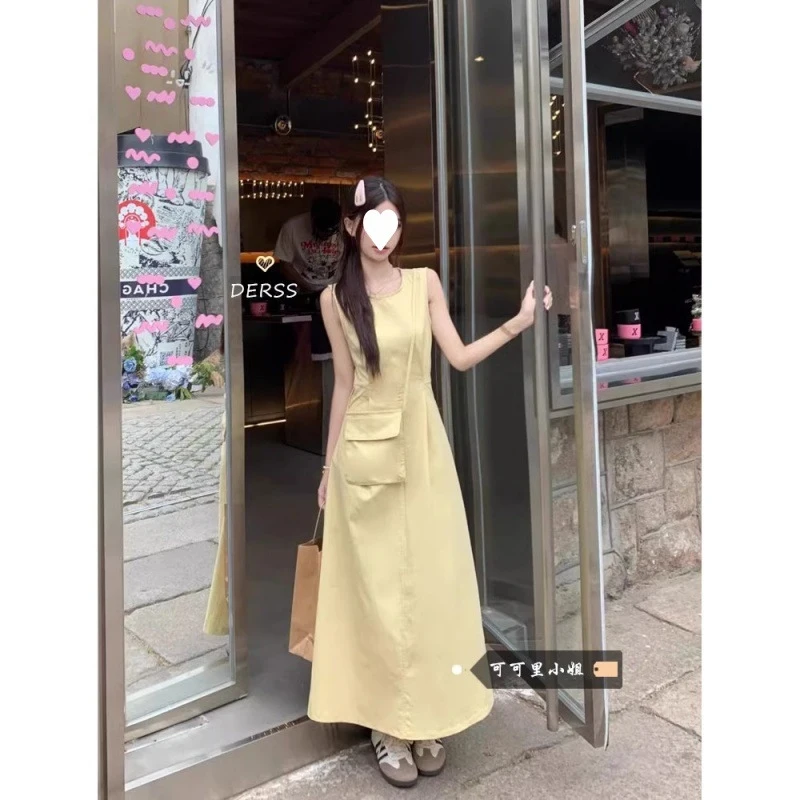 Pure and gentle yellow dress for women, summer, round neck, waist-cinching, slimmingaA-line skirt with invisible zipper+Small Ba
Pure and gentle yellow dress for women, summer, round neck, waist-cinching, slimmingaA-line skirt with invisible zipper+Small Ba