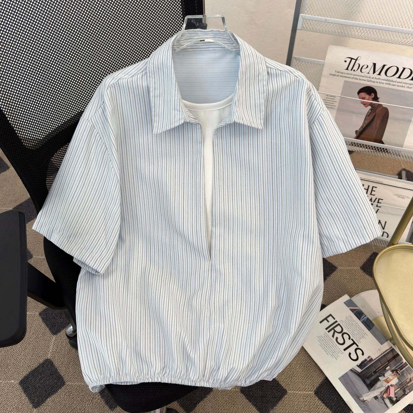 Loose Fit V-Neck Short Sleeve Blue Striped Shirt Casual Style Half Sleeve Blouse for Men Summer Breathable Comfortable Studen...
Loose Fit V-Neck Short Sleeve Blue Striped Shirt Casual Style Half Sleeve Blouse for Men Summer Breathable Comfortable Studen...