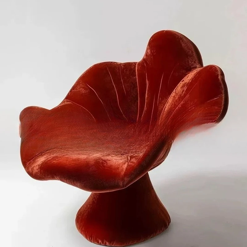 Nordic modern simple petal chair, personalized single sofa chair
Nordic modern simple petal chair, personalized single sofa chair