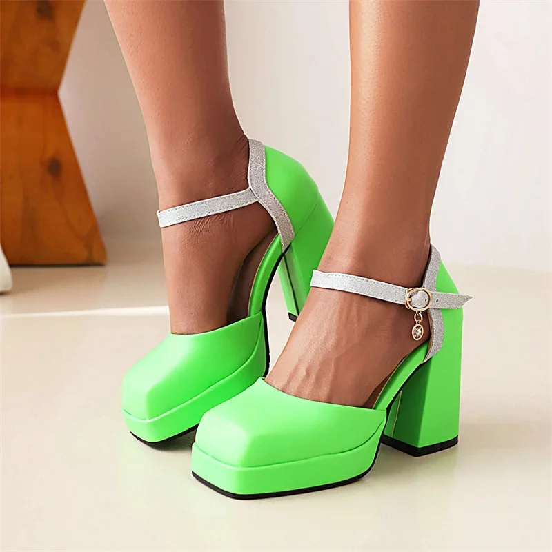 YMECHIC Large Size New Crystal Pendant Chunky Heels Sandals Fashion Square Toe Buckle Strap Platform Women Stripper Shoes 2025
YMECHIC Large Size New Crystal Pendant Chunky Heels Sandals Fashion Square Toe Buckle Strap Platform Women Stripper Shoes 2025