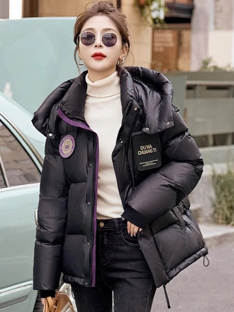 Woman Padded Thick New Fashion Cotton Coats High Luxury Casual Short Thick Bread Jacket Hooded Cotton Loose Coat
Woman Padded Thick New Fashion Cotton Coats High Luxury Casual Short Thick Bread Jacket Hooded Cotton Loose Coat