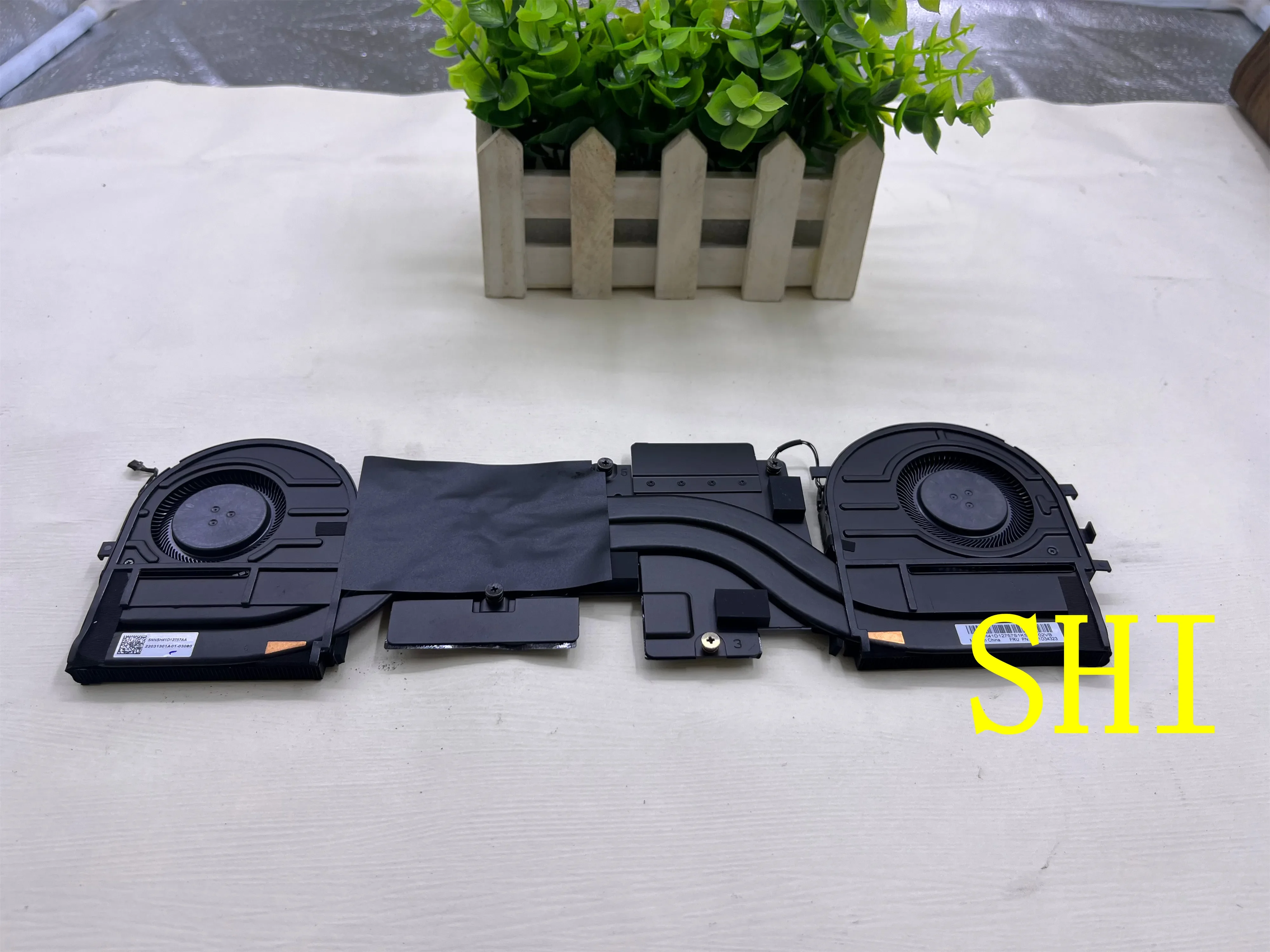 5H41d34323 Original FOR Lenovo Thinkpad X1 extreme 4rd p 1 hermit Gen4 Fan radiator 5h41d34324 EG75071S1
5H41d34323 Original FOR Lenovo Thinkpad X1 extreme 4rd p 1 hermit Gen4 Fan radiator 5h41d34324 EG75071S1