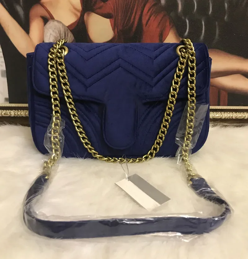 Designer Crossbody Bags Envelope Shoulder With Chain For Women Fashion Luxury Velvet Handbag Black Pink White Flap Purse Messenger Bag
Designer Crossbody Bags Envelope Shoulder With Chain For Women Fashion Luxury Velvet Handbag Black Pink White Flap Purse Messenger Bag