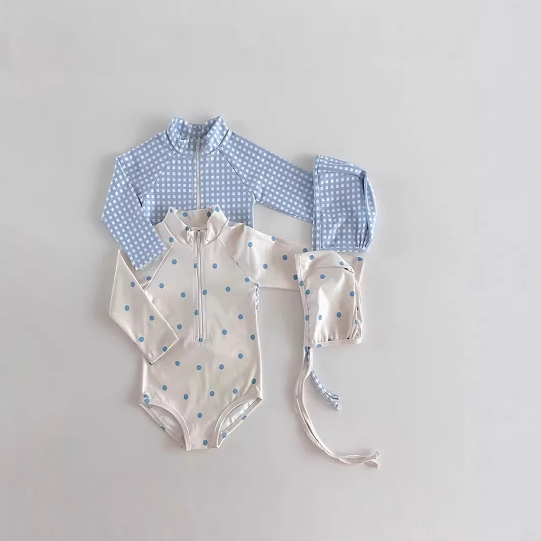 Korean Summer New Girl Baby Plaid Polka Dot Cute Long Sleeved One-piece Swimsuit with Hat and Long Sleeves
Korean Summer New Girl Baby Plaid Polka Dot Cute Long Sleeved One-piece Swimsuit with Hat and Long Sleeves
