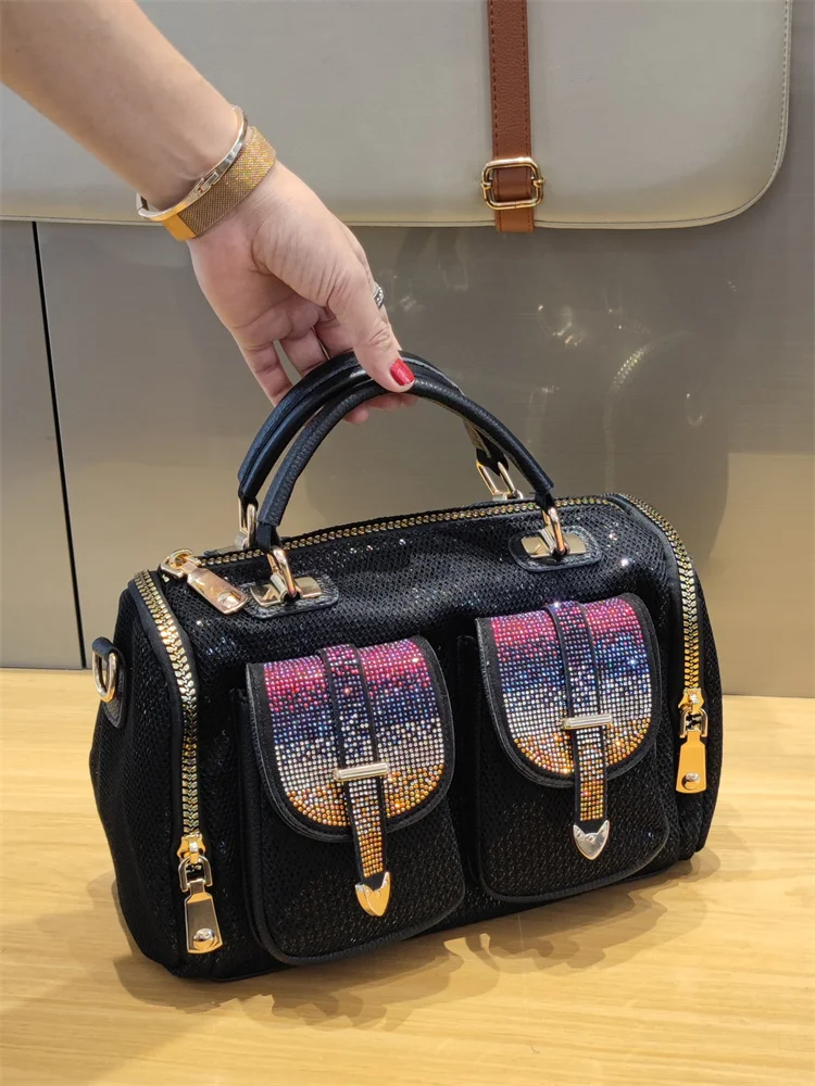 Женская сумка из натуральной кожи 2026 года, новая, элитная, с пайетками, большая вместимость, на одно плечо, через плечо, средняя, с несколькими отделениями
Женская сумка из натуральной кожи 2026 года, новая, элитная, с пайетками, большая вместимость, на одно плечо, через плечо, средняя, с несколькими отделениями