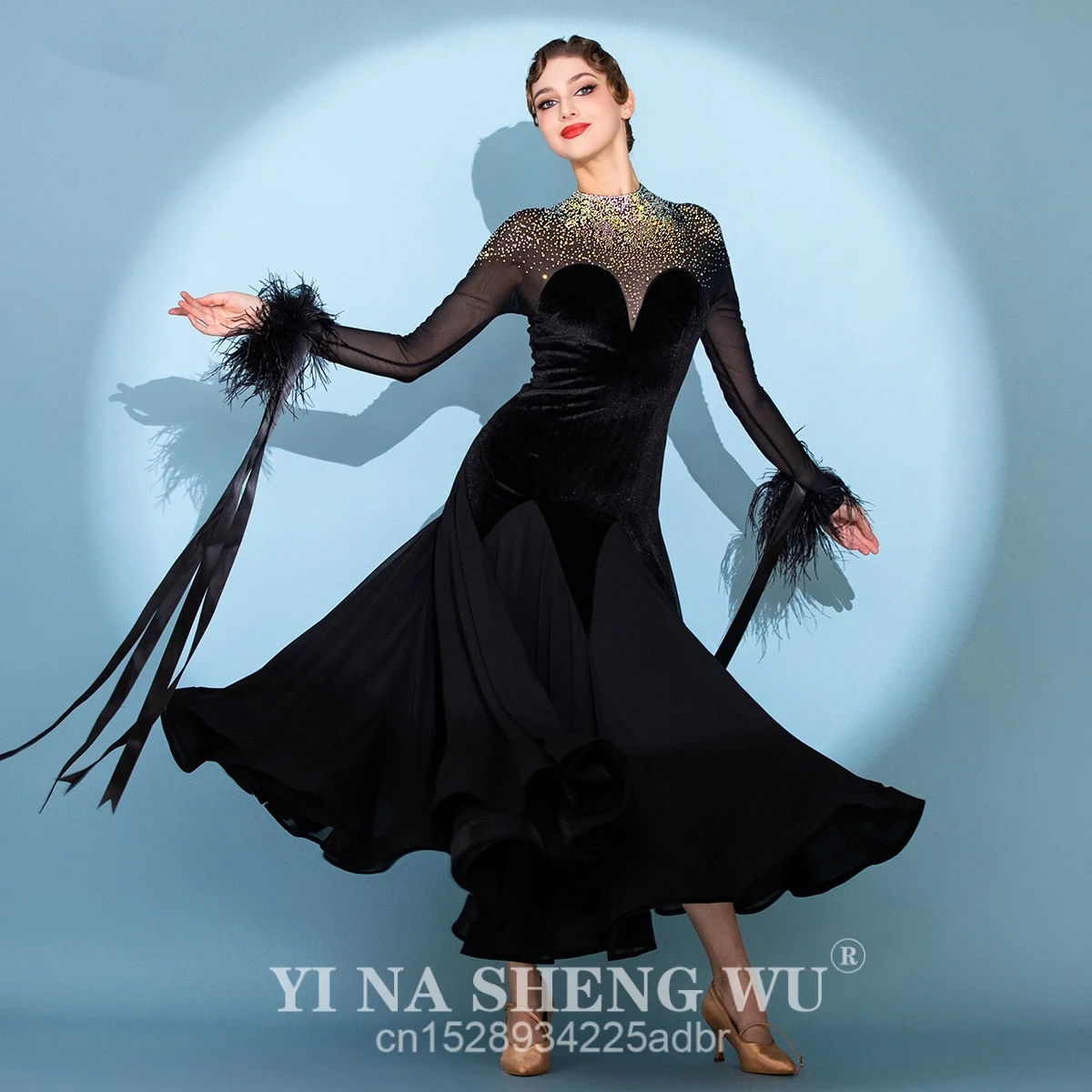 Черные бархатные платья для бальных танцев с перьями для соревнований, женская профессиональная одежда для вальса, платье для социальных танцев для взрослых
Черные бархатные платья для бальных танцев с перьями для соревнований, женская профессиональная одежда для вальса, платье для социальных танцев для взрослых