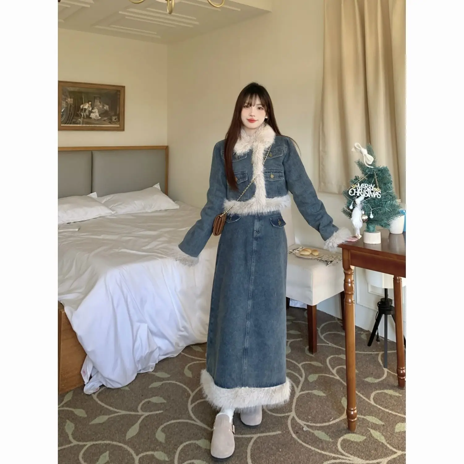 Модный утепленный джинсовый комплект из двух предметов, женский зимний зимний костюм с грубыми краями, термопальто с лацканами и карманами, тонкая юбка с высокой талией, эстетический костюм
Модный утепленный джинсовый комплект из двух предметов, женский зимний зимний костюм с грубыми краями, термопальто с лацканами и карманами, тонкая юбка с высокой талией, эстетический костюм