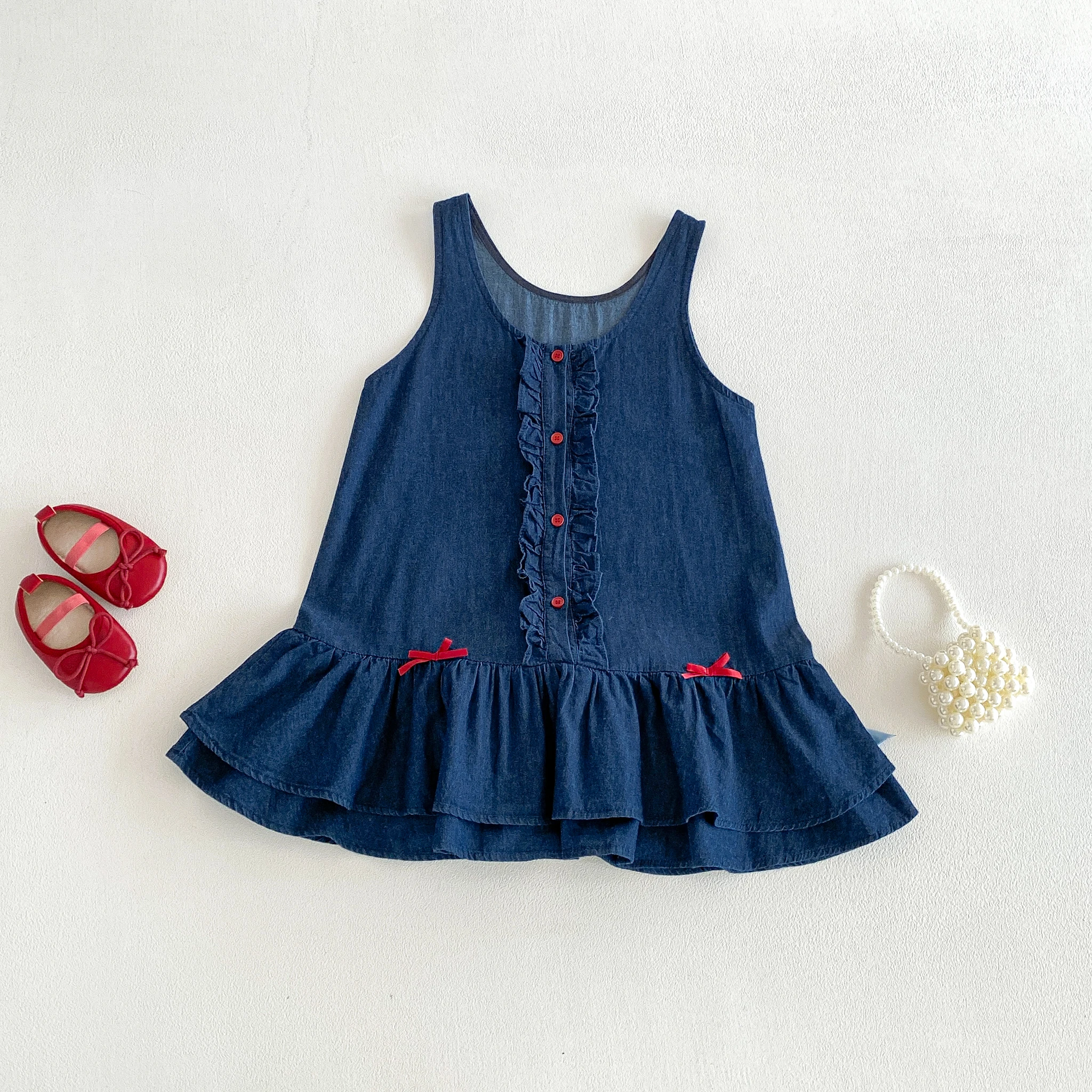 Summer 2026 new round neck sleeveless butterfly back dress for girls, Korean style, fashionable baby dress
Summer 2026 new round neck sleeveless butterfly back dress for girls, Korean style, fashionable baby dress