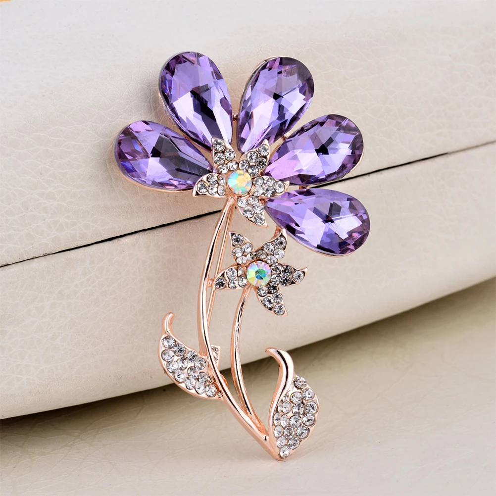 Rhinestone Brooch Pins Flower Shape Women Breastpin Shining Crystal Decorative Party Wedding Accessory Purple Pin
Rhinestone Brooch Pins Flower Shape Women Breastpin Shining Crystal Decorative Party Wedding Accessory Purple Pin