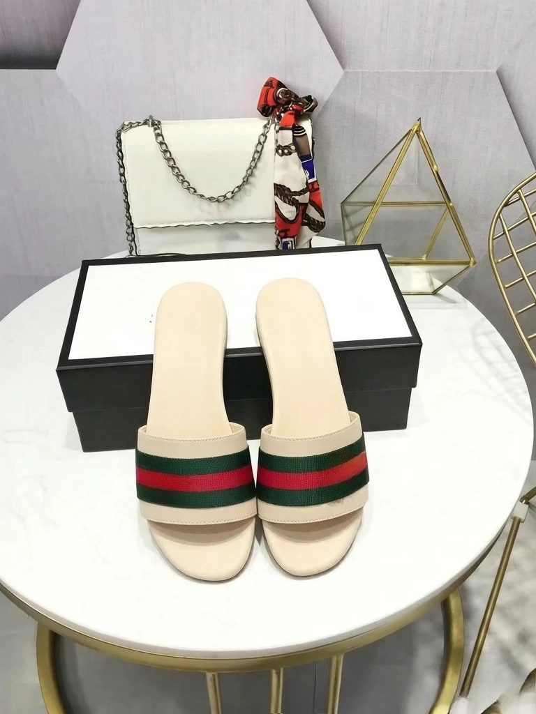 2026 Summer New Women's Woven Ribbon Horsebit Flat Sandals Open Toe Single Strap Anti-Slip Slide Shoes Premium Casual Outdoor
2026 Summer New Women's Woven Ribbon Horsebit Flat Sandals Open Toe Single Strap Anti-Slip Slide Shoes Premium Casual Outdoor