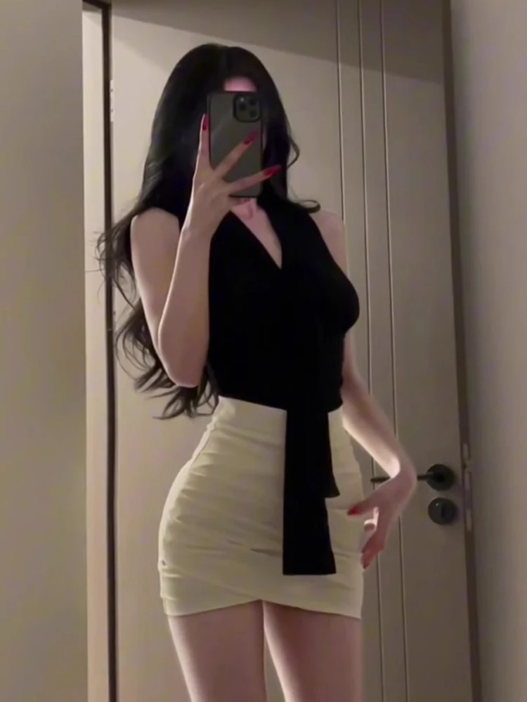 plus Size Women's Summer Outfit V-Neck Sleeveless High Waist A-Line Skirt Tight Fit Short Dress Korean Style Commute Wind
plus Size Women's Summer Outfit V-Neck Sleeveless High Waist A-Line Skirt Tight Fit Short Dress Korean Style Commute Wind
