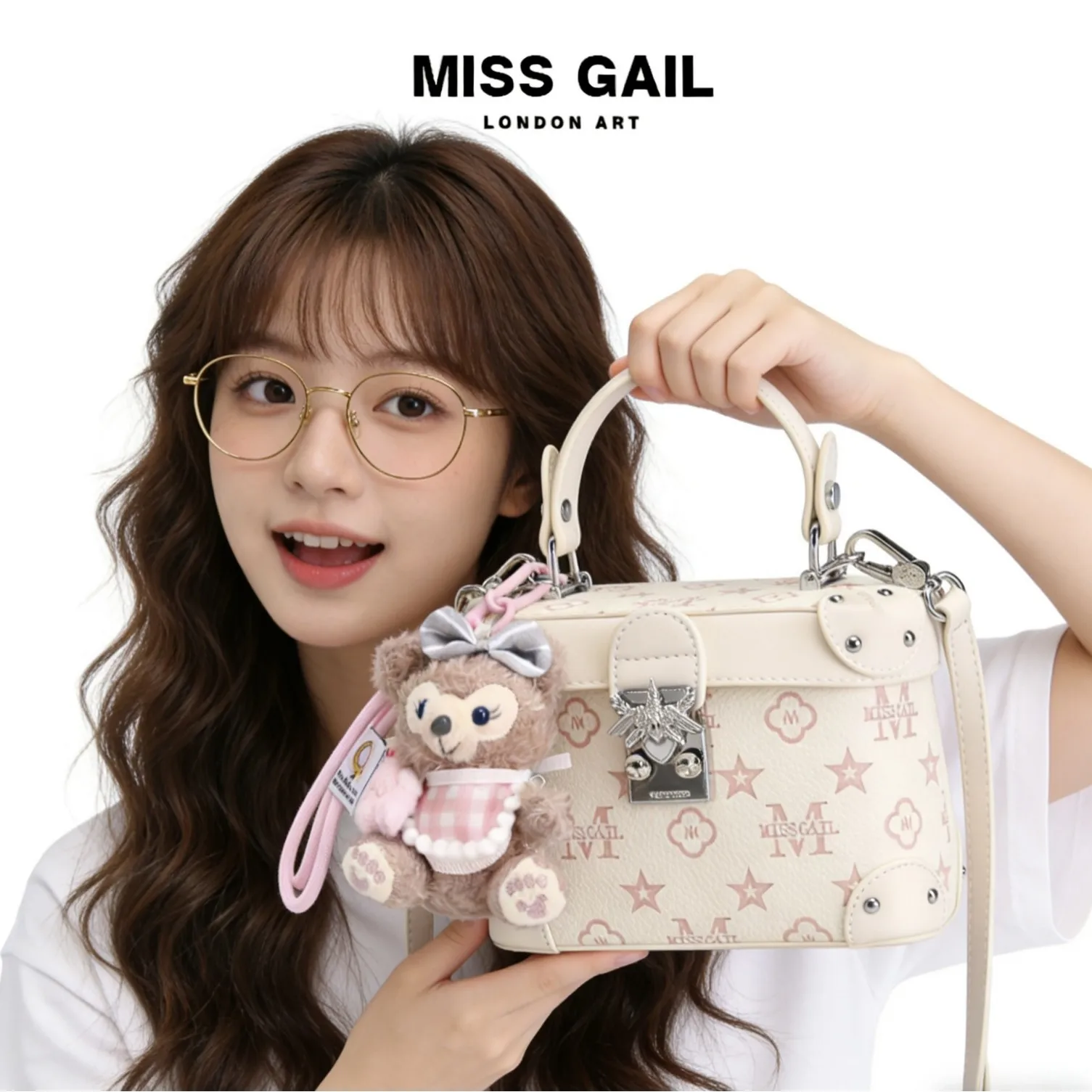 Fashion Forward Designer Diaper Bag Women Luxury Large Capacity Tote Elegant Leather Crossbody Handbag Stylish And Chic
Fashion Forward Designer Diaper Bag Women Luxury Large Capacity Tote Elegant Leather Crossbody Handbag Stylish And Chic