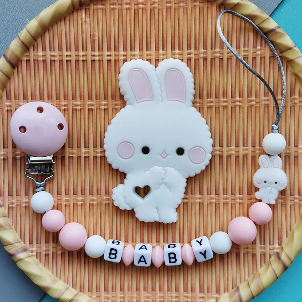 Custom English Russian alphabet names Baby Silicone Rabbit Pacifier Chains Clips Bead Pendants Toy Teether Kawaii Creative Gifts
Custom English Russian alphabet names Baby Silicone Rabbit Pacifier Chains Clips Bead Pendants Toy Teether Kawaii Creative Gifts