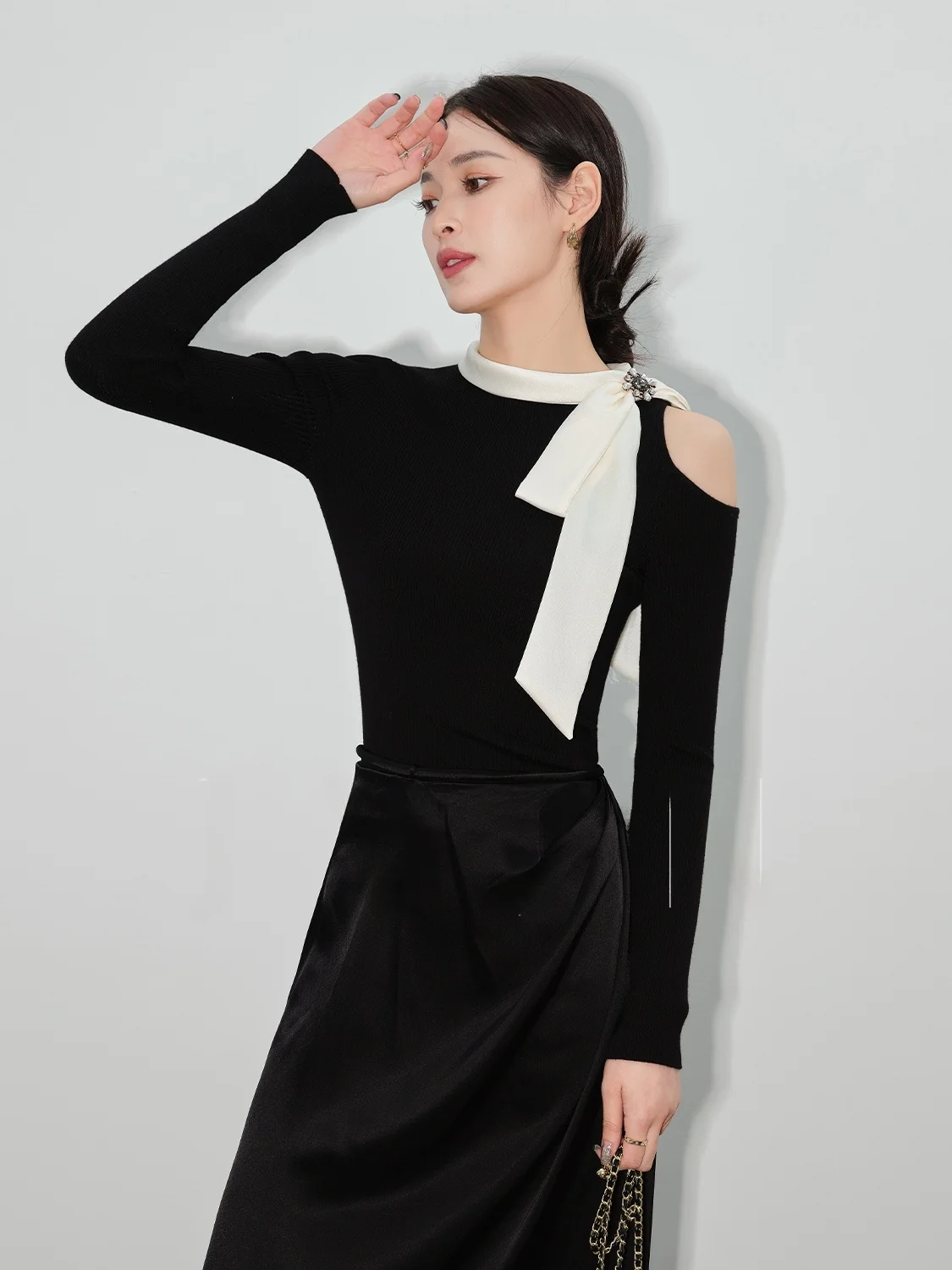 Bla Knot Sexy oulder Bared Knitted Sweater Women's Slim Fit Top Ele Sle Commute Faion Long Sve
Bla Knot Sexy oulder Bared Knitted Sweater Women's Slim Fit Top Ele Sle Commute Faion Long Sve