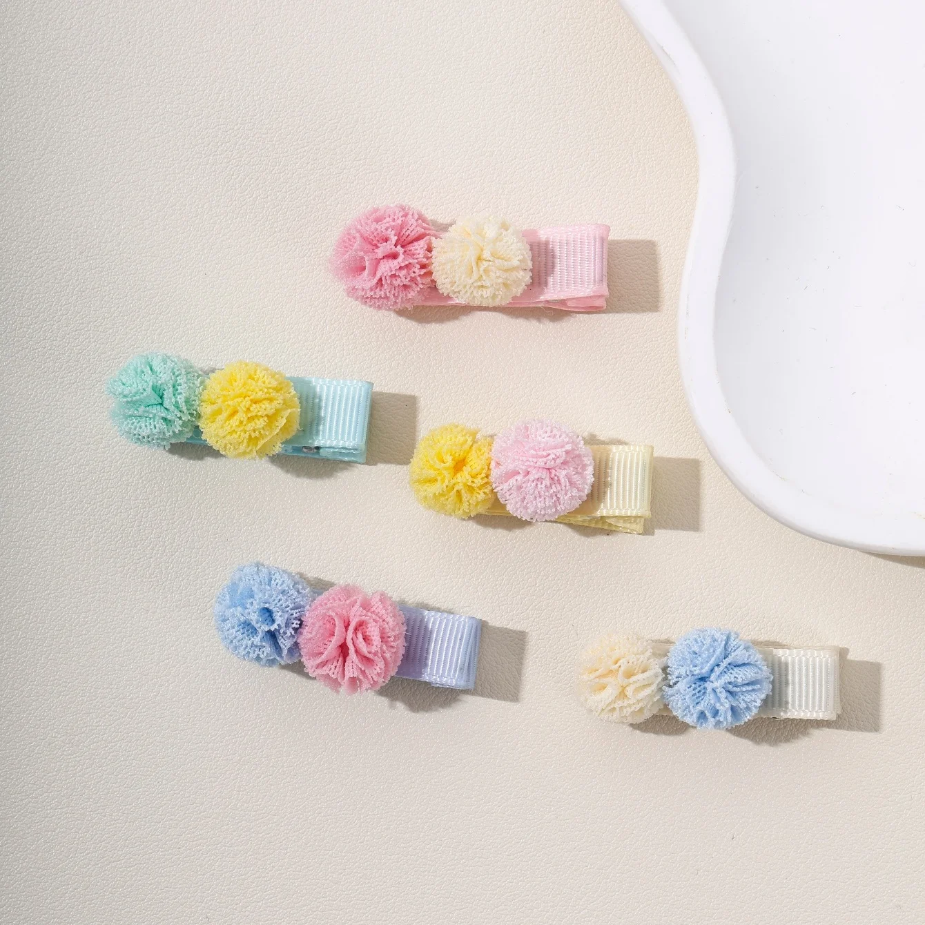 5pcs/set Candy Color Baby Hairpins Mesh Chiffon Ball Barrettes Cute BB Hair Clips Princess Girl Headwear Kids Hair Accessories
5pcs/set Candy Color Baby Hairpins Mesh Chiffon Ball Barrettes Cute BB Hair Clips Princess Girl Headwear Kids Hair Accessories