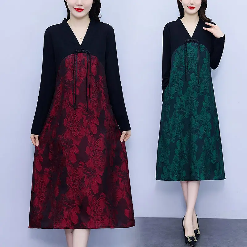 Oversized Women's Dress 2023 Autumn Fashion V-Neck Long Sleeve Plate Buckle Mid Length Vintage Print Dress Spliced Vestido Z3002
Oversized Women's Dress 2023 Autumn Fashion V-Neck Long Sleeve Plate Buckle Mid Length Vintage Print Dress Spliced Vestido Z3002