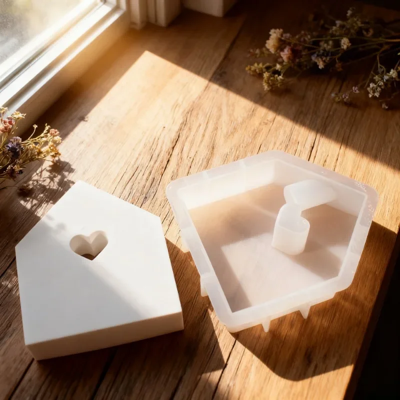 Top Quality Christma Hollow House Silicone Mold for DIY Aromatherapy Candle Gypsum Decoration Handmade Festival Holiday Ornament
Top Quality Christma Hollow House Silicone Mold for DIY Aromatherapy Candle Gypsum Decoration Handmade Festival Holiday Ornament