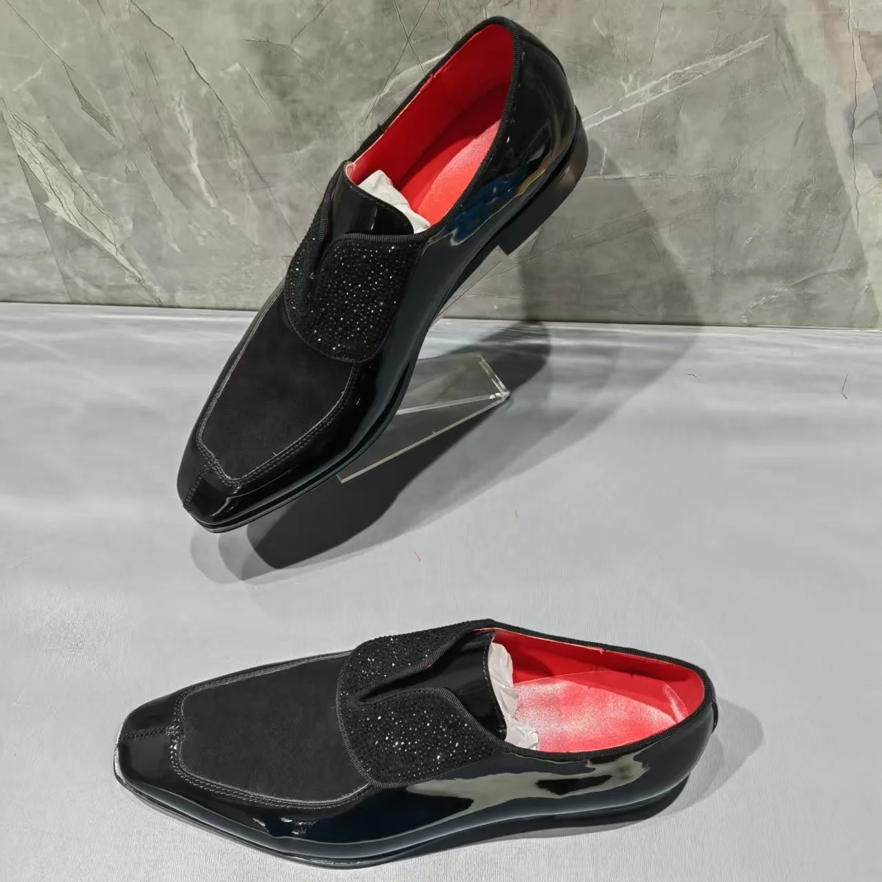Black Slip On Shallow Men Shoes Men's Dress Shoes Shallow Pumps High Quality Party Shoes Fashion Big Size 47 Zapatillas Mujer
Black Slip On Shallow Men Shoes Men's Dress Shoes Shallow Pumps High Quality Party Shoes Fashion Big Size 47 Zapatillas Mujer