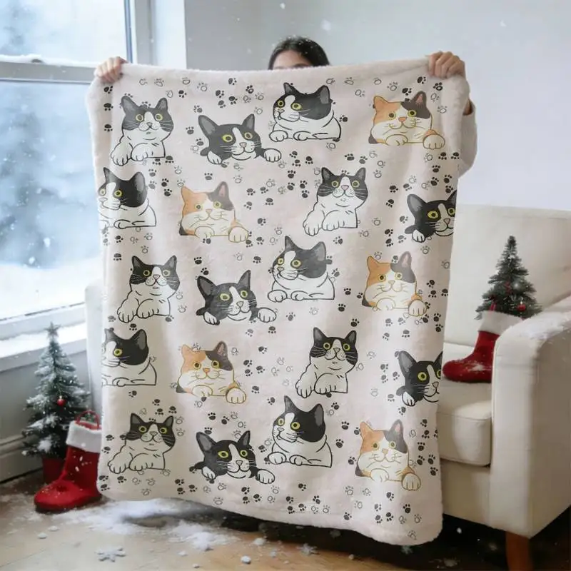 Мягкое уютное флисовое одеяло с милым мультяшным принтом кошки и лапок, для дивана, кровати, подарок для любителей кошек и на Рождество
Мягкое уютное флисовое одеяло с милым мультяшным принтом кошки и лапок, для дивана, кровати, подарок для любителей кошек и на Рождество