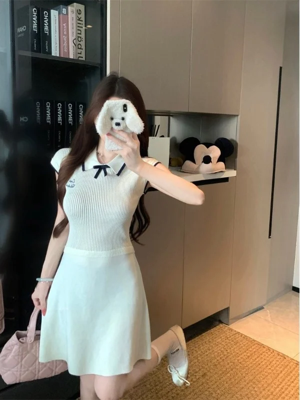 Korean Style Collar Color Block Short Sleeve Knitted Dress Women's Summer Fashion Casual Wear Commute Suitable White Dress
Korean Style Collar Color Block Short Sleeve Knitted Dress Women's Summer Fashion Casual Wear Commute Suitable White Dress