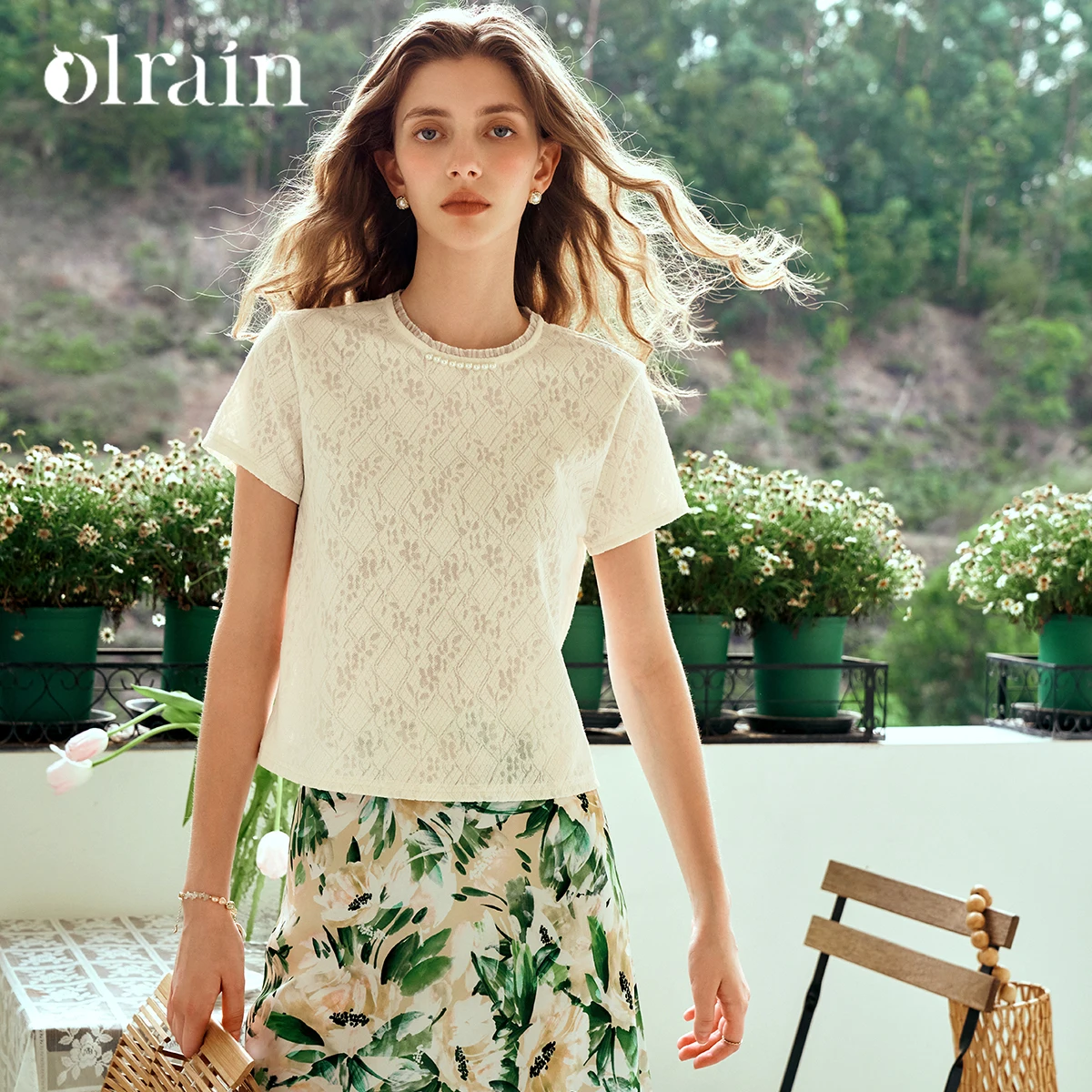 OLrain Women Summer Lace T-shirt Short Sleeve Blouse Tops 2025 Elegant Beading Round Neck Hollow-out Lace Tee Shirt O24XT91911
OLrain Women Summer Lace T-shirt Short Sleeve Blouse Tops 2025 Elegant Beading Round Neck Hollow-out Lace Tee Shirt O24XT91911
