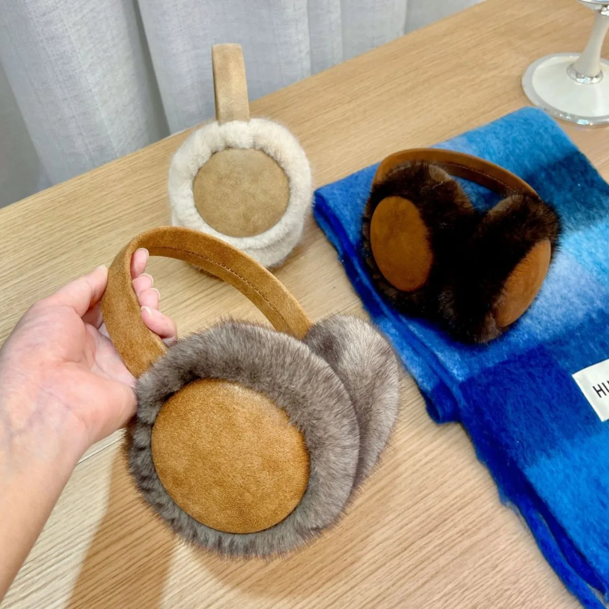 Innovative Leather Earmuffs Windproof Warm Women Plush Earmuffs Fashion Outdoor Sports Earcover Winter Accessories
Innovative Leather Earmuffs Windproof Warm Women Plush Earmuffs Fashion Outdoor Sports Earcover Winter Accessories