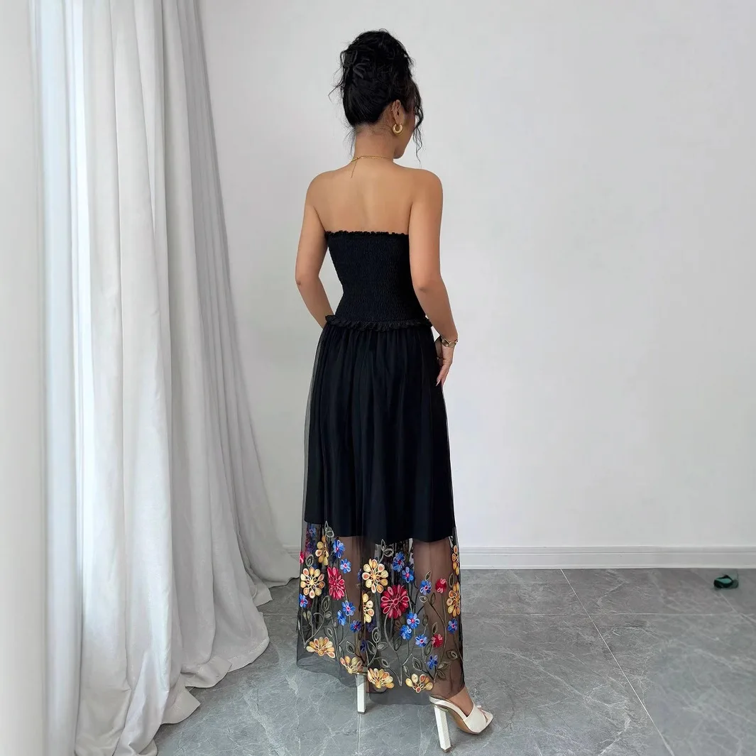 2026 New Summer Women's Sexy Floral Embroidered Tube Top Dress Casual and Simple
2026 New Summer Women's Sexy Floral Embroidered Tube Top Dress Casual and Simple