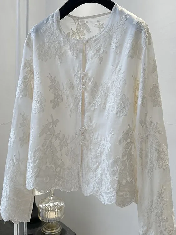 Elegant Chinese Style Long Sleeve round Neck Lace Shirt Women's Fashion Spring 2026 Embroidered Slimming Top Trendy
Elegant Chinese Style Long Sleeve round Neck Lace Shirt Women's Fashion Spring 2026 Embroidered Slimming Top Trendy