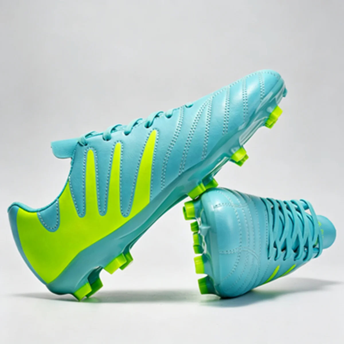 Premium AG FG Soccer cleats PU Fabric Soft Touch Upper TPU Anti-slip Sole Reliable Quality For Training And Competition
Premium AG FG Soccer cleats PU Fabric Soft Touch Upper TPU Anti-slip Sole Reliable Quality For Training And Competition