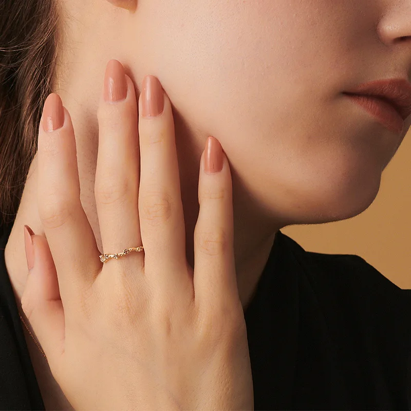 New Luxury Jewelry 18K Gold PT950 Platinum Silver Plated 7-layer Gold Ring, Fashionable and Simple White Crystal Ring
New Luxury Jewelry 18K Gold PT950 Platinum Silver Plated 7-layer Gold Ring, Fashionable and Simple White Crystal Ring
