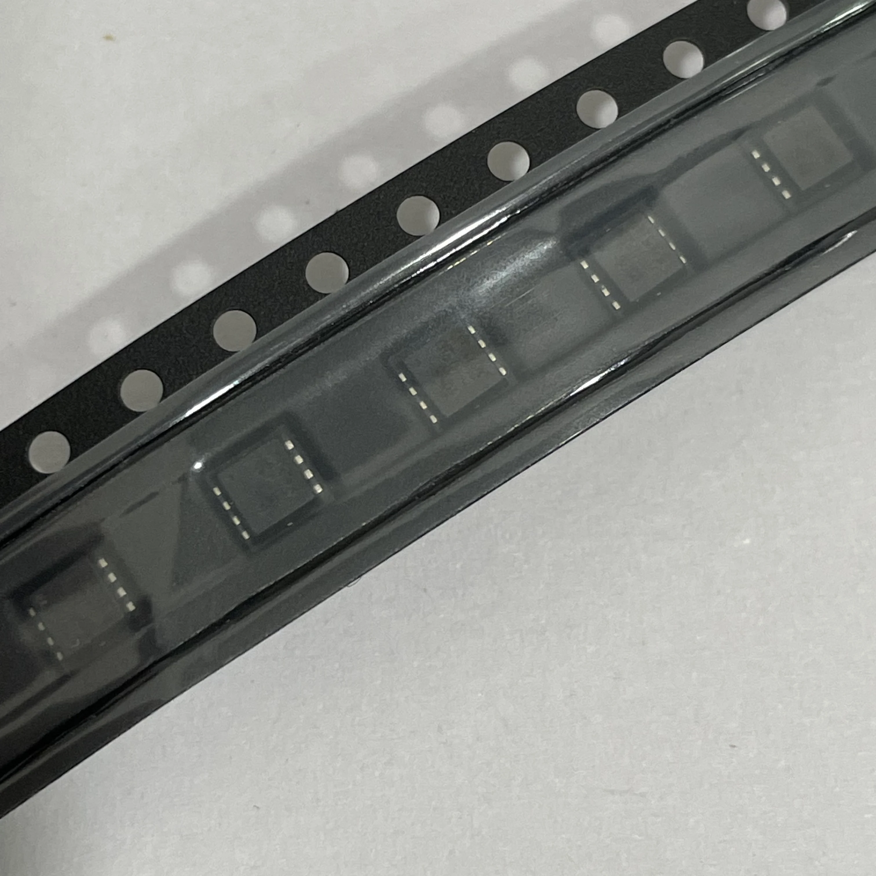 10 шт. SIS427EDN-T1-GE3 SIS427 DFN3X3-8 SIS427EDN 427 Trans MOSFET P-CH 30 В 15 А 8-контактный PowerPAK 1212 T/R - лента и катушка
10 шт. SIS427EDN-T1-GE3 SIS427 DFN3X3-8 SIS427EDN 427 Trans MOSFET P-CH 30 В 15 А 8-контактный PowerPAK 1212 T/R - лента и катушка
