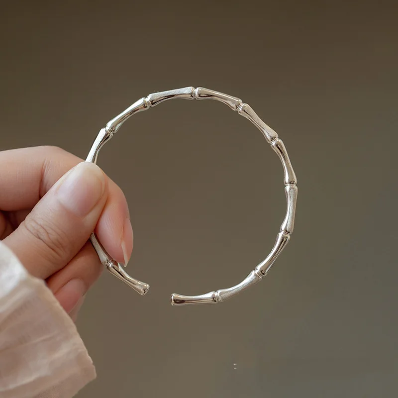 New 925 Sterling Silver Bracelet Simple Style Personalized Women's Bracelet Birthday Party Gift for Friends Exquisite Jewelry
New 925 Sterling Silver Bracelet Simple Style Personalized Women's Bracelet Birthday Party Gift for Friends Exquisite Jewelry