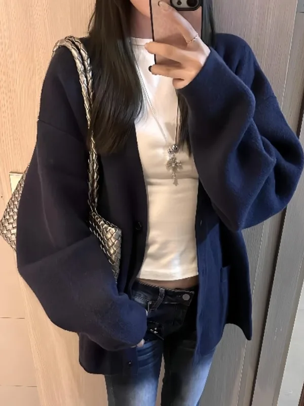 Loose Knitted V-Neck Sweater Coat Women's Lazy Style Autumn Winter New Arrival Slimming Cardigan Top Quality Material
Loose Knitted V-Neck Sweater Coat Women's Lazy Style Autumn Winter New Arrival Slimming Cardigan Top Quality Material