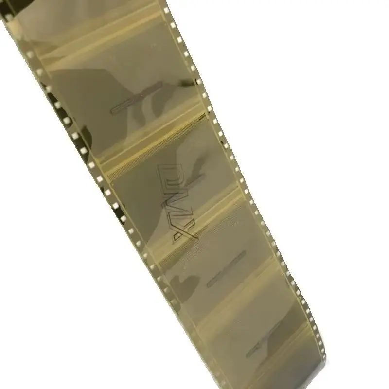 3PCS/Lot S6C2B95B01-63 Disassembly original model TAB module COF coil LCD module
3PCS/Lot S6C2B95B01-63 Disassembly original model TAB module COF coil LCD module