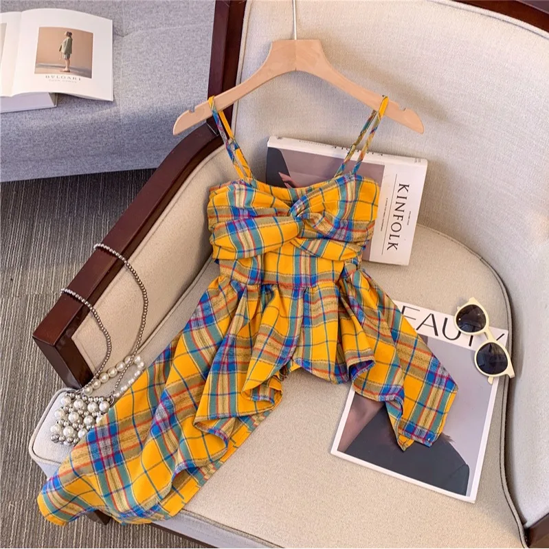 Summer New Style Women's Sleeveless V-Neck Checkered Halter Top Slimming Irregular Tagless Sweet Style Small Vest
Summer New Style Women's Sleeveless V-Neck Checkered Halter Top Slimming Irregular Tagless Sweet Style Small Vest
